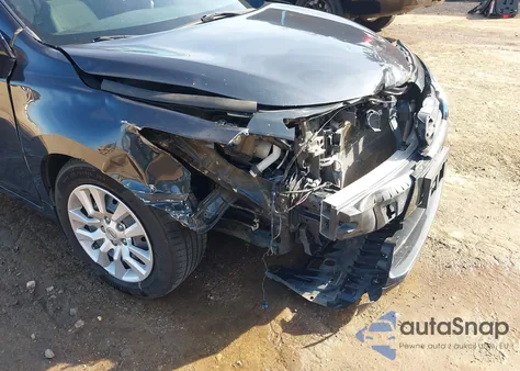 2015 Nissan Altima 2.5 S z USA, uszkodzony, nr VIN 1N4AL3AP6FN350341